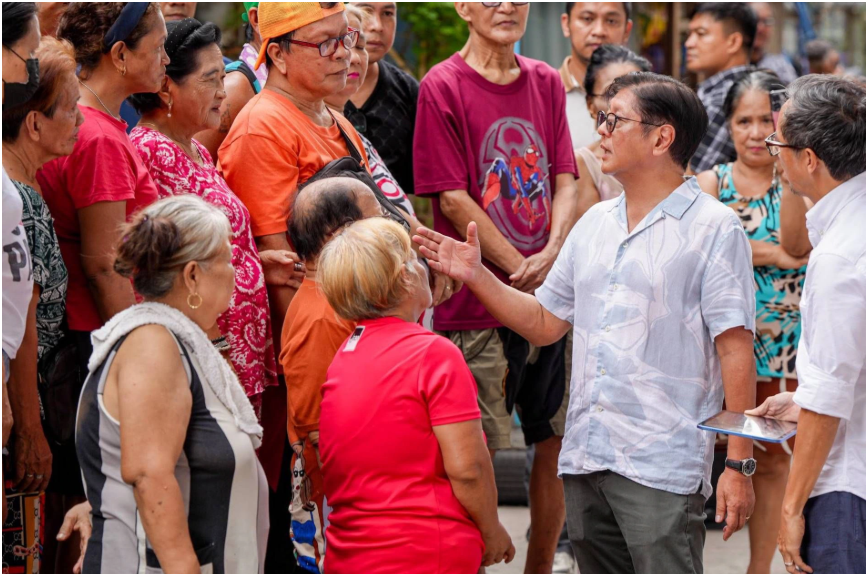 Marcos consults residents in flood-prone area in QC
